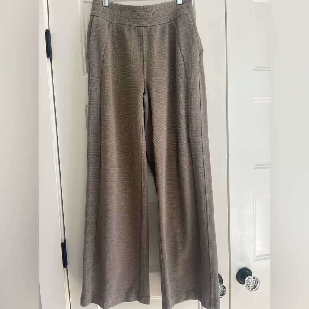 lululemon Scuba waffle Mid Rise Wide-Leg Pant & Jacket - Picture 15 of 16